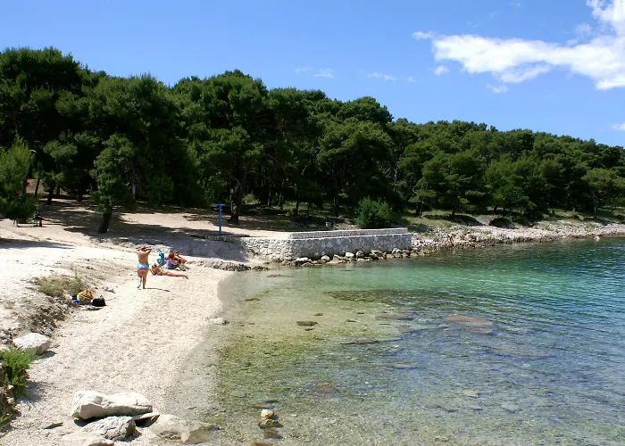 With Parking Space - 24898 Apartman