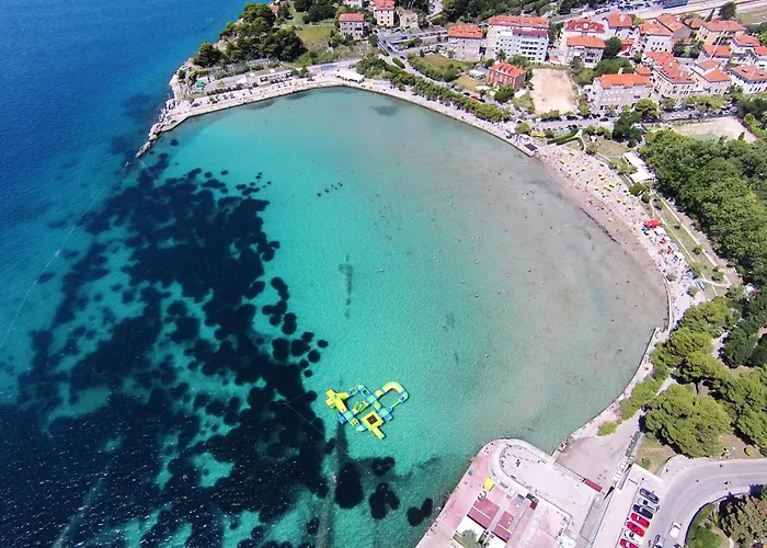 With Parking Space - 24898 Apartman